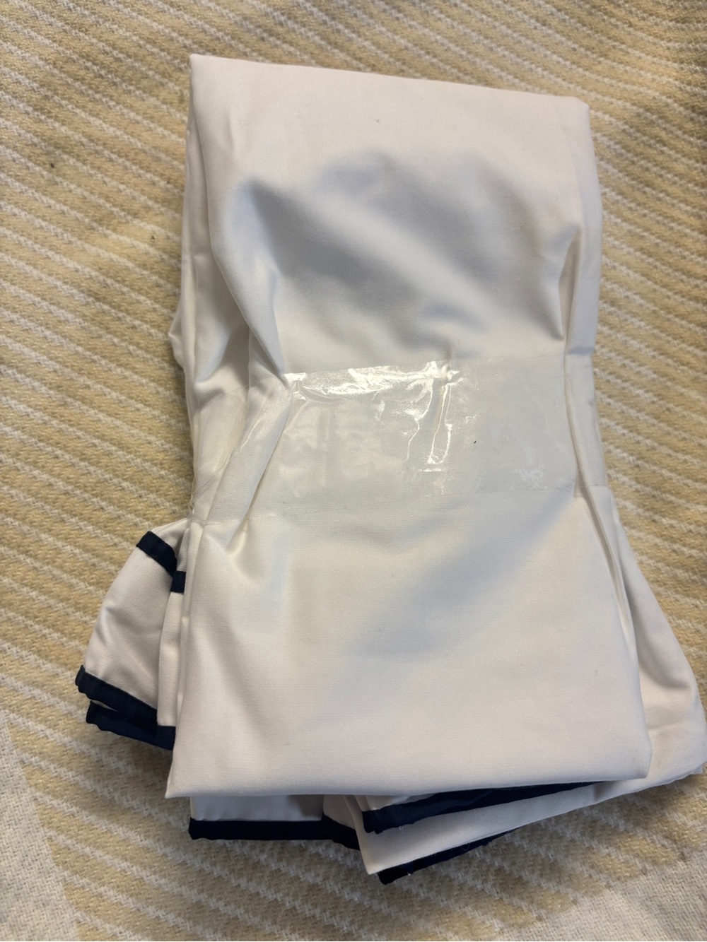 Lauren Ralph Lauren White Cotton Navy Trim Super Standard/Queen Pillowcase set